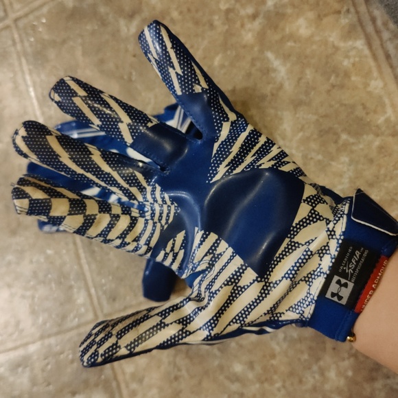 American football gloves - Picture 3 of 3